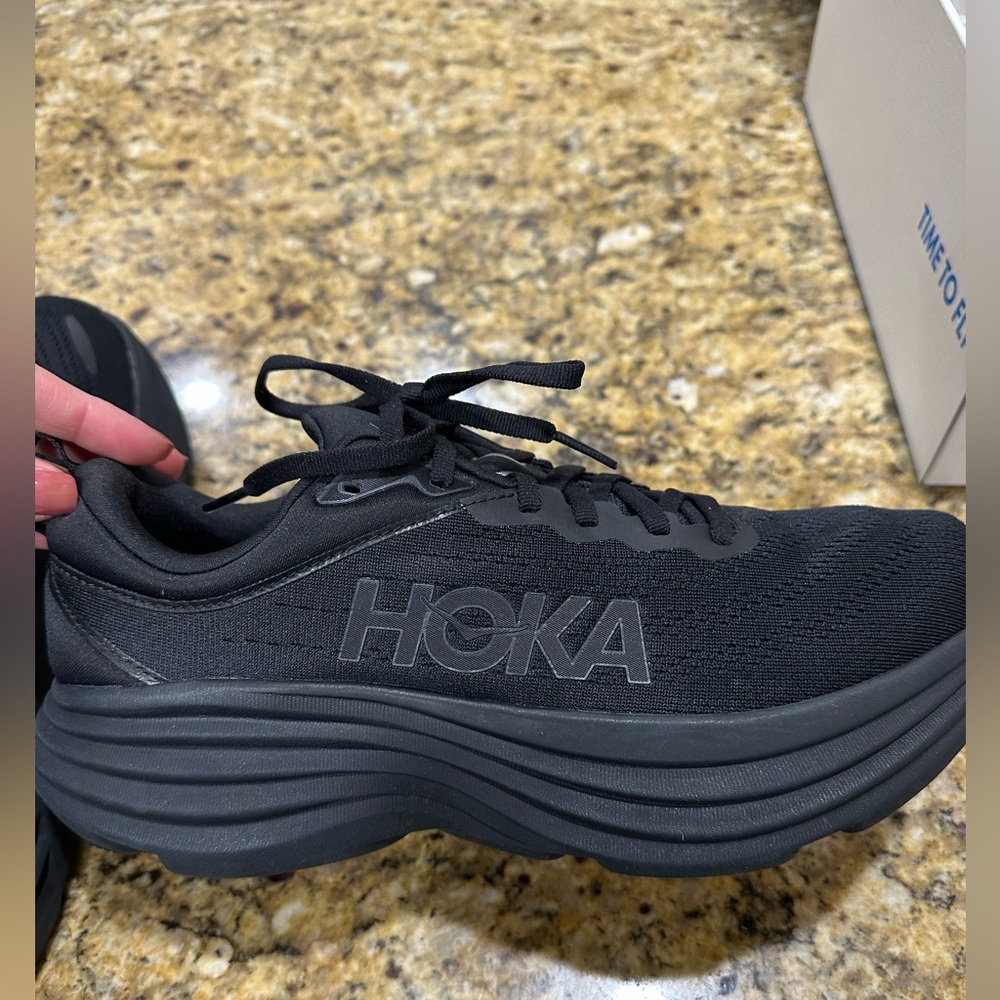 Hoka Bondi 8 Women’s Size 9